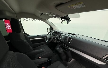 Opel Zafira Life I, 2021 год, 3 190 000 рублей, 13 фотография