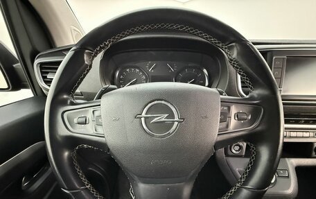 Opel Zafira Life I, 2021 год, 3 190 000 рублей, 18 фотография