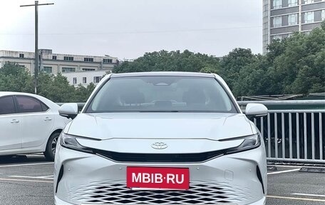 Toyota Camry, 2024 год, 3 363 325 рублей, 2 фотография