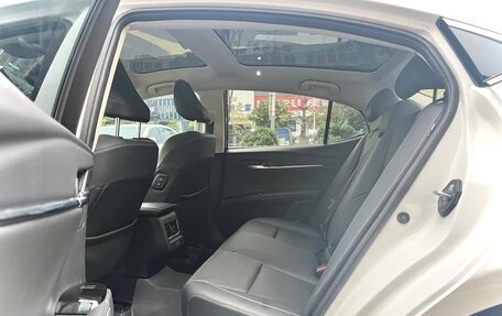 Toyota Camry, 2024 год, 3 363 325 рублей, 18 фотография