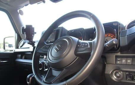 Suzuki Jimny, 2023 год, 1 745 000 рублей, 6 фотография