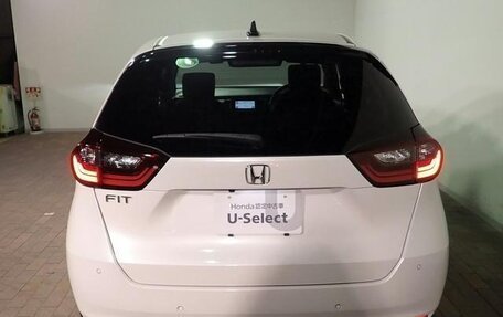 Honda Fit, 2022 год, 975 000 рублей, 5 фотография