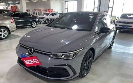 Volkswagen Golf VIII, 2021 год, 1 950 000 рублей, 3 фотография