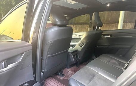 Toyota Camry, 2024 год, 3 727 325 рублей, 5 фотография