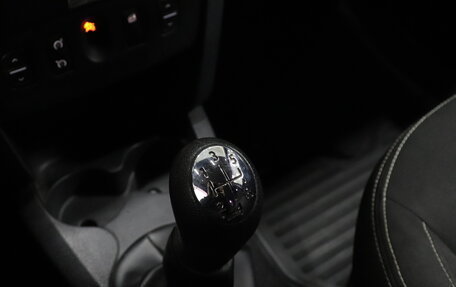 Renault Logan II, 2015 год, 546 000 рублей, 13 фотография