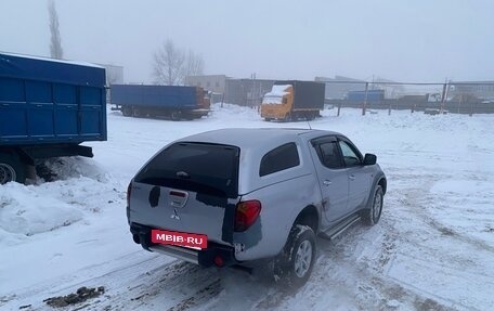 Mitsubishi L200 IV рестайлинг, 2008 год, 695 000 рублей, 4 фотография