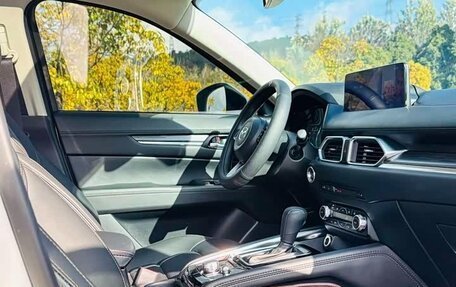 Mazda CX-5 II, 2023 год, 2 400 000 рублей, 12 фотография