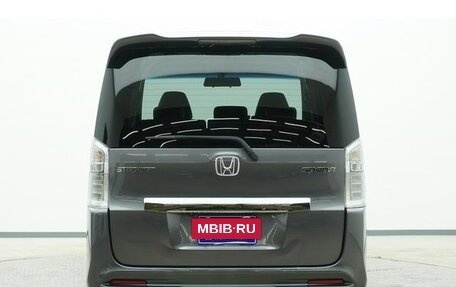 Honda Stepwgn IV, 2015 год, 1 620 000 рублей, 7 фотография