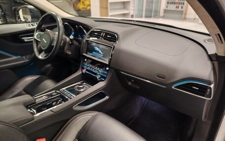 Jaguar F-Pace, 2019 год, 2 488 000 рублей, 7 фотография