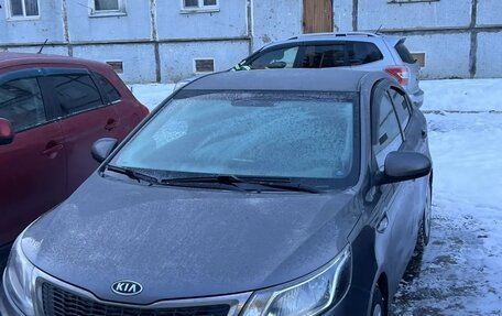 KIA Rio III рестайлинг, 2012 год, 800 000 рублей, 5 фотография
