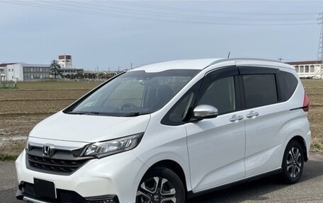 Honda Freed II, 2022 год, 1 520 000 рублей, 1 фотография