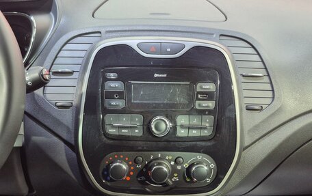 Renault Kaptur I рестайлинг, 2017 год, 1 594 000 рублей, 12 фотография