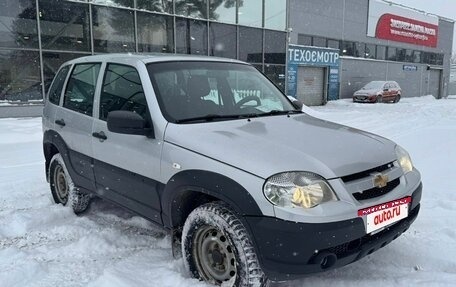 Chevrolet Niva I рестайлинг, 2019 год, 730 000 рублей, 2 фотография