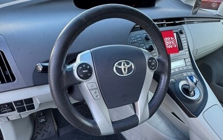 Toyota Prius, 2010 год, 1 249 000 рублей, 2 фотография