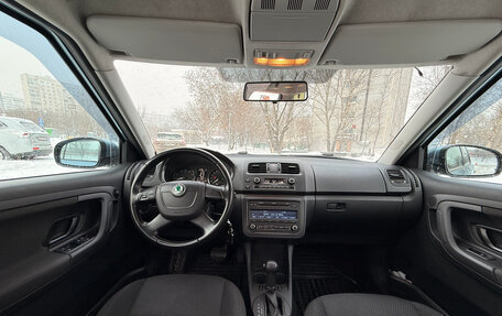 Skoda Fabia II, 2011 год, 1 000 000 рублей, 10 фотография