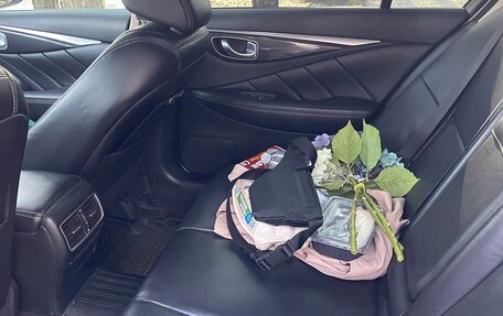 Infiniti Q50 I рестайлинг, 2014 год, 1 355 000 рублей, 10 фотография