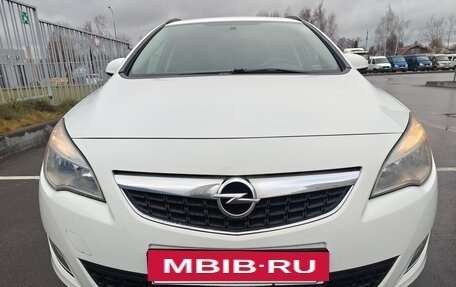 Opel Astra J, 2011 год, 615 000 рублей, 8 фотография