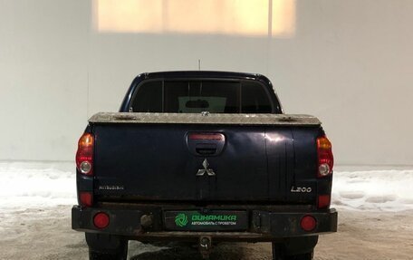 Mitsubishi L200 IV рестайлинг, 2011 год, 1 030 000 рублей, 6 фотография