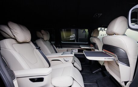 Mercedes-Benz V-Класс, 2025 год, 14 890 000 рублей, 34 фотография