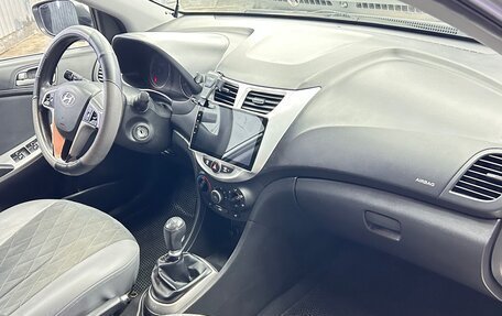 Hyundai Solaris II рестайлинг, 2014 год, 870 000 рублей, 5 фотография