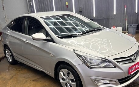 Hyundai Solaris II рестайлинг, 2014 год, 870 000 рублей, 3 фотография