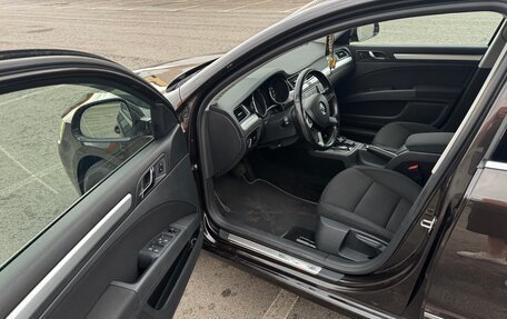 Skoda Superb III рестайлинг, 2013 год, 1 080 000 рублей, 14 фотография