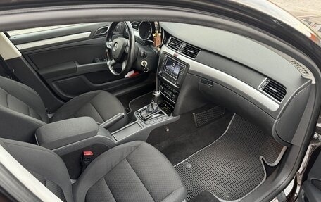 Skoda Superb III рестайлинг, 2013 год, 1 080 000 рублей, 11 фотография