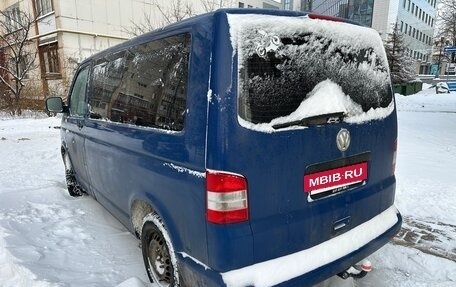 Volkswagen Caravelle T5, 2004 год, 1 200 000 рублей, 4 фотография