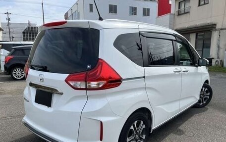 Honda Freed II, 2022 год, 1 520 000 рублей, 6 фотография
