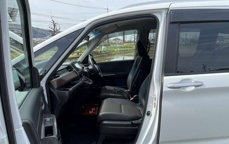 Honda Freed II, 2022 год, 1 520 000 рублей, 15 фотография