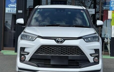 Toyota Raize I, 2022 год, 1 336 000 рублей, 8 фотография