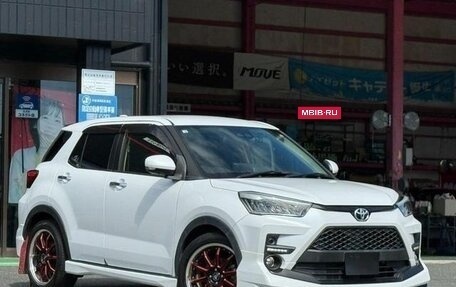 Toyota Raize I, 2022 год, 1 336 000 рублей, 6 фотография