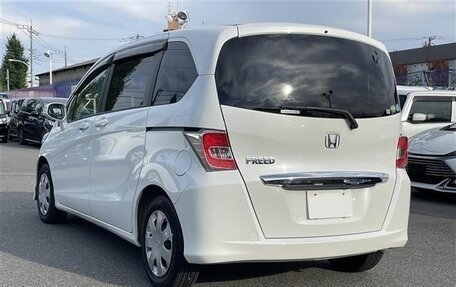 Honda Freed I, 2016 год, 862 000 рублей, 6 фотография