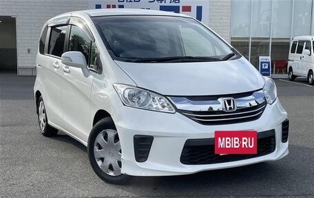 Honda Freed I, 2016 год, 862 000 рублей, 2 фотография