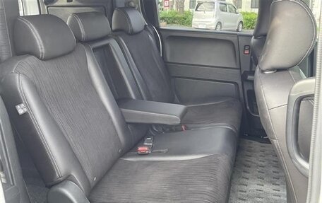 Honda Freed I, 2016 год, 862 000 рублей, 13 фотография