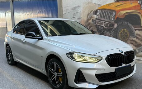 BMW 1 серия, 2021 год, 1 540 000 рублей, 3 фотография