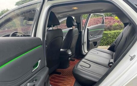 Hyundai Elantra, 2022 год, 1 380 000 рублей, 9 фотография