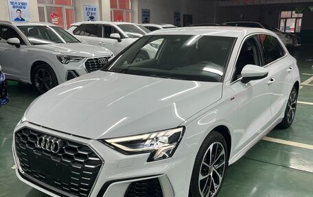 Audi A3, 2021 год, 1 740 000 рублей, 3 фотография