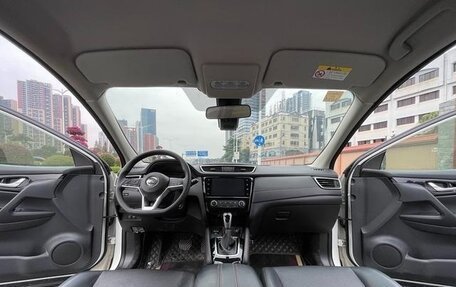 Nissan Qashqai, 2022 год, 1 630 000 рублей, 8 фотография