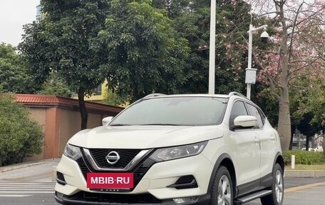 Nissan Qashqai, 2022 год, 1 630 000 рублей, 3 фотография