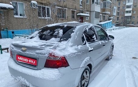Chevrolet Aveo III, 2010 год, 200 000 рублей, 3 фотография