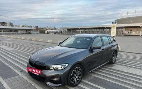 BMW 3 серия, 2019 год, 3 630 000 рублей, 2 фотография