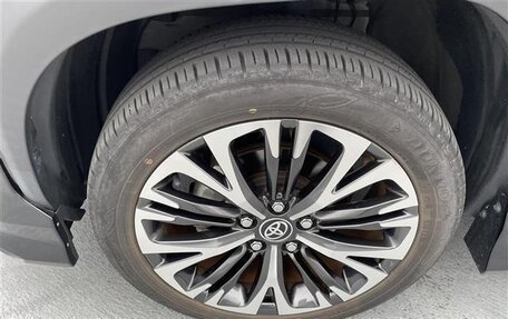 Toyota Yaris Cross, 2022 год, 1 690 000 рублей, 12 фотография