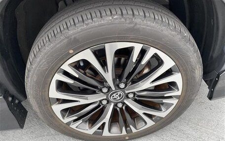 Toyota Yaris Cross, 2022 год, 1 690 000 рублей, 13 фотография