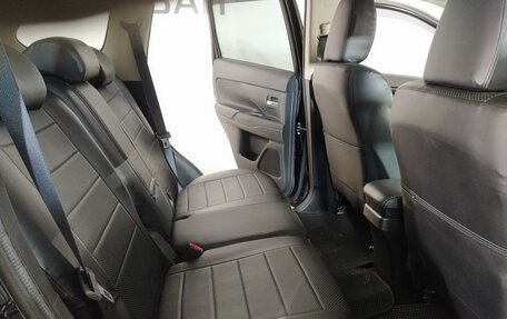 Mitsubishi Outlander III рестайлинг 3, 2019 год, 2 099 000 рублей, 16 фотография