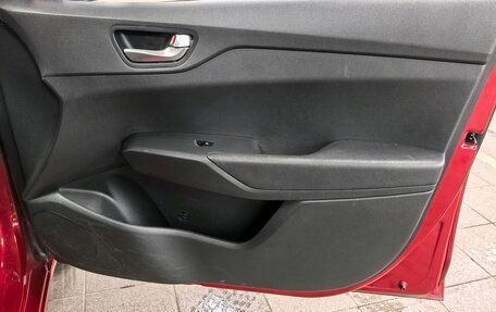 Hyundai Solaris II рестайлинг, 2021 год, 1 590 000 рублей, 19 фотография