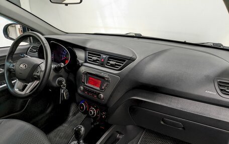 KIA Rio III рестайлинг, 2014 год, 950 000 рублей, 19 фотография