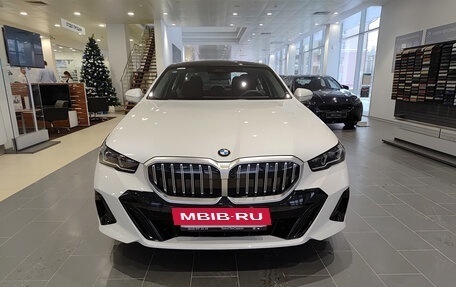 BMW 5 серия, 2025 год, 8 600 000 рублей, 2 фотография