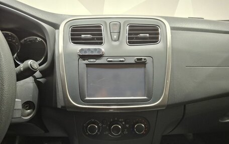 Renault Sandero II рестайлинг, 2016 год, 1 100 000 рублей, 13 фотография