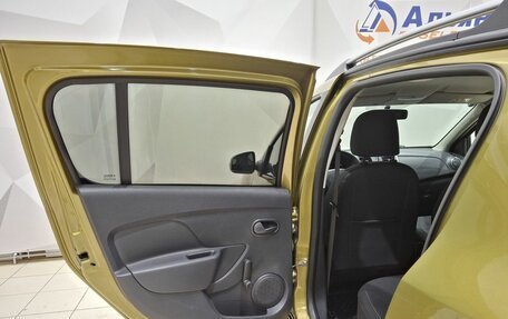Renault Sandero II рестайлинг, 2016 год, 1 100 000 рублей, 26 фотография